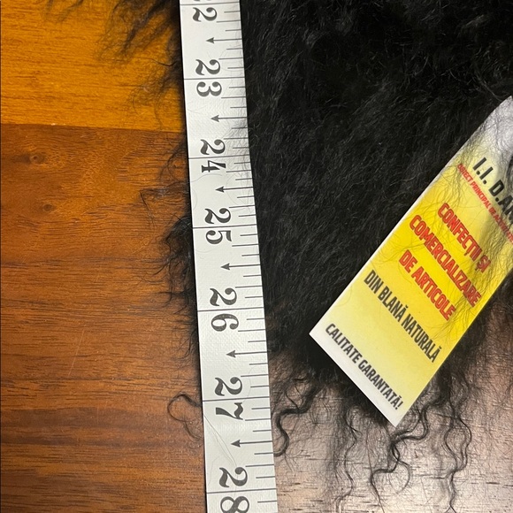 Black real sheep fur collar, new! Beautiful addition to the coat, sweater - Picture 5 of 14